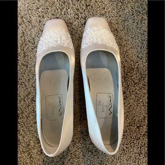 🤍Nina • white wedding block heel pump • 6.5 • EUC - Picture 3 of 6